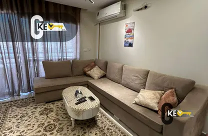 شقة - 3 غرف نوم - 2 حمامات للايجار في B6 - مدينتي - القاهرة