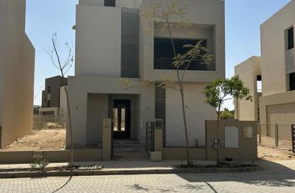 فيلا - 5 - 5 للبيع في ذا كراون - طريق مصر اسكندرية الصحراوي - مدينة 6 أكتوبر - الجيزة