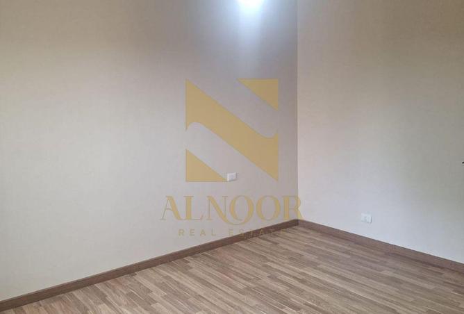 8634075 - Property Image 3