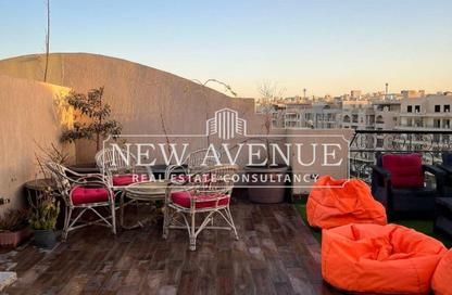 Apartment - 3 Bedrooms - 3 Bathrooms for sale in South Lotus - El Lotus - New Cairo City - Cairo