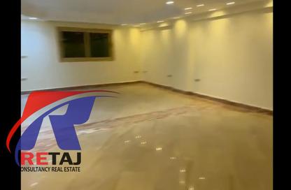 Apartment - 3 Bedrooms - 3 Bathrooms for rent in Mahmoud Ghoneim St. - 6th Zone - Nasr City - Cairo