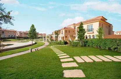 Villa - 4 Bedrooms - 4 Bathrooms for sale in Hyde Park - New Cairo City - Cairo