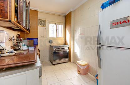 Apartment - 2 Bedrooms - 1 Bathroom for sale in Sidi Beshr - Hay Awal El Montazah - Alexandria