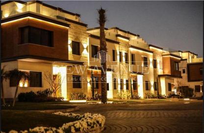 Townhouse - 4 Bedrooms - 5 Bathrooms for sale in Azzar - 5th Settlement Compounds - The 5th Settlement - New Cairo City - Cairo
