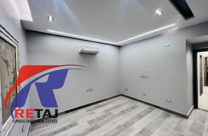 Apartment - 3 - 2 for sale in Town Residence 41 - 5th Settlement Compounds - The 5th Settlement - New Cairo City - Cairo