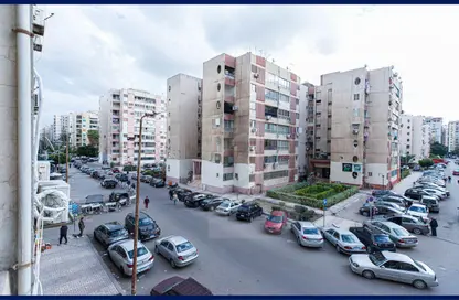 شقة - 3 غرف نوم - 2 حمامات للبيع في شارع محمد انور السادات او طريق 14 مايو - سموحة - حي شرق - الاسكندرية