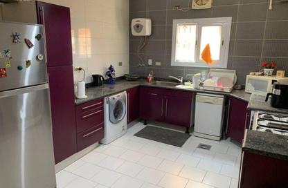 Apartment - 3 Bedrooms - 2 Bathrooms for rent in Musab Bin Omair St. - Area E - Ganoob El Acadimia - New Cairo City - Cairo