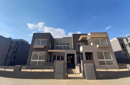 Townhouse - 3 Bedrooms - 3 Bathrooms for sale in Kayan - Sheikh Zayed Compounds - Sheikh Zayed City - Giza