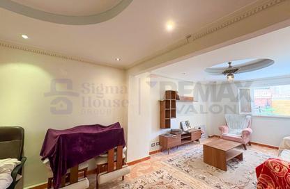Apartment - 2 Bedrooms - 1 Bathroom for sale in Kafr Abdo - Roushdy - Hay Sharq - Alexandria Apartment - 2 Bedrooms - 1 Bathroom for sale in Kafr Abdo - Roushdy - Hay Sharq - Alexandria