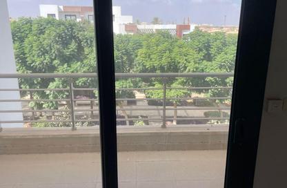Townhouse - 3 Bedrooms - 3 Bathrooms for sale in Hyde Park Central - The 6th Settlement - New Cairo City - Cairo Townhouse - 3 Bedrooms - 3 Bathrooms for sale in Hyde Park Central - The 6th Settlement - New Cairo City - Cairo