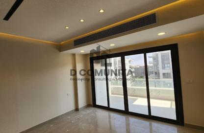 Apartment - 3 Bedrooms - 2 Bathrooms for rent in The Address East - 90 Street - The 5th Settlement - New Cairo City - Cairo