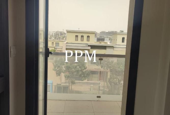 81572837 - صورة العقار 3