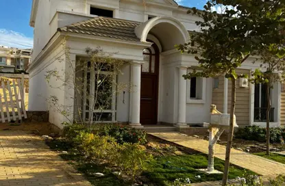 Villa - 4 Bedrooms - 3 Bathrooms for sale in Mountain View iCity - 5th Settlement Compounds - The 5th Settlement - New Cairo City - Cairo