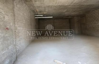 Shop - Studio - 1 Bathroom for rent in Three Sixty - 5th Settlement Compounds - The 5th Settlement - New Cairo City - Cairo