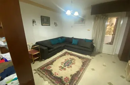 شقة - 2 غرف نوم - 2 حمامات للايجار في شارع نادي الصيد - الدقي - الجيزة