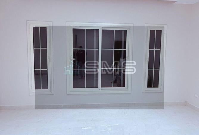 8627355 - Property Image 2