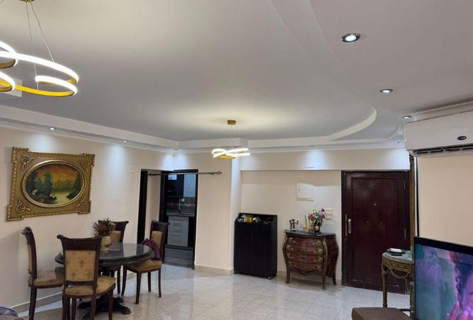 66437449 - Property Image 2