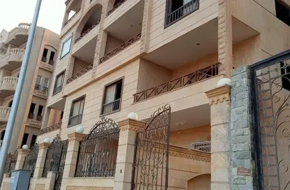 Apartment - 3 Bedrooms - 2 Bathrooms for sale in South Lotus - El Lotus - New Cairo City - Cairo
