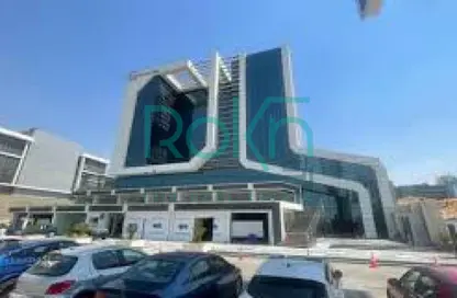 مساحات مكتبية - 2 حمامات للايجار في بيزنس بلاس - شارع التسعين الشمالي - التجمع الخامس - مدينة القاهرة الجديدة - القاهرة