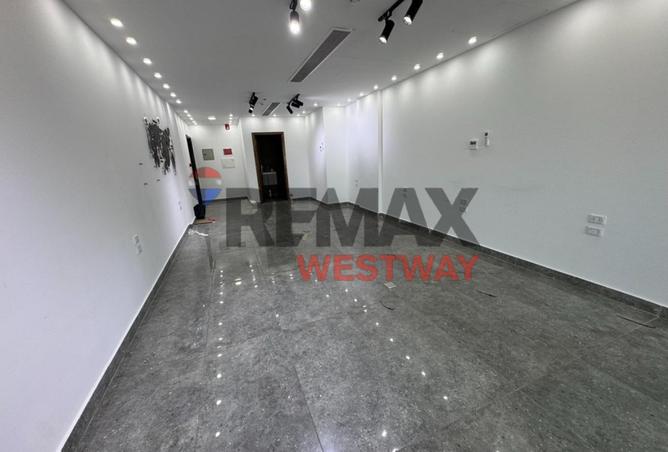 8477905 - Property Image 2