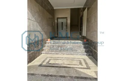 Apartment - 4 Bedrooms - 3 Bathrooms for sale in North Teseen St. - The 5th Settlement - New Cairo City - Cairo