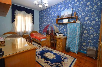 Apartment - 2 Bedrooms - 1 Bathroom for sale in Cleopatra - Hay Sharq - Alexandria