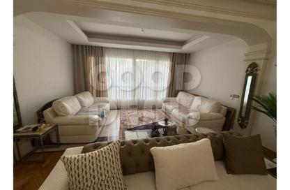 Apartment - 3 Bedrooms - 3 Bathrooms for sale in Ahmed Heshmat St. - Zamalek - Cairo