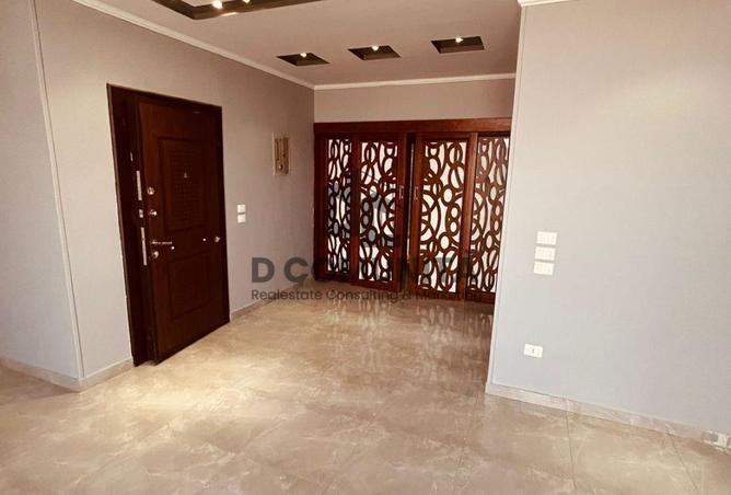 72444898 - صورة العقار 2