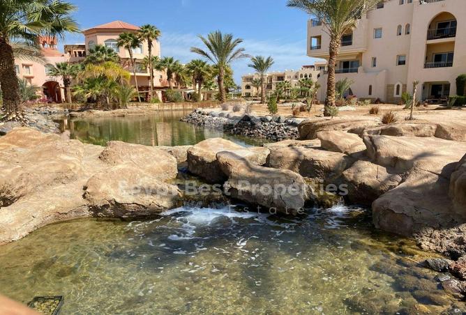 71920333 - Property Image 2