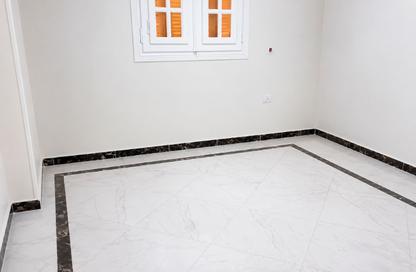 شقة - 4 غرف نوم - 2 حمامات للايجار في عمارات البنفسج - البنفسج - مدينة القاهرة الجديدة - القاهرة