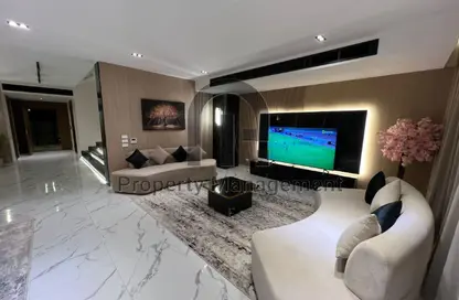 فيلا - 3 غرف نوم - 5 حمامات للايجار في هايد بارك - مدينة القاهرة الجديدة - القاهرة