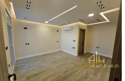 Duplex - 3 Bedrooms - 3 Bathrooms for rent in Hyde Park Central - The 6th Settlement - New Cairo City - Cairo