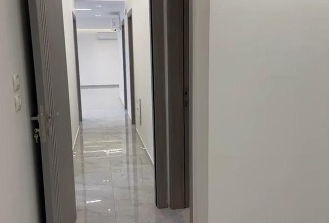 52461177 - صورة العقار 2