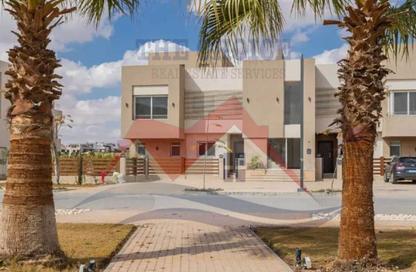 Villa - 4 Bedrooms - 5 Bathrooms for sale in The Crown - Cairo Alexandria Desert Road - 6 October City - Giza
