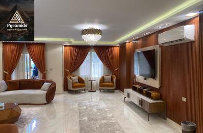 Apartment - 3 Bedrooms - 3 Bathrooms for rent in Shooting Club Street - Dokki - Giza