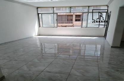 Apartment - 3 Bedrooms - 1 Bathroom for rent in Sayed Zakaria St. - Sheraton Al Matar - El Nozha - Cairo
