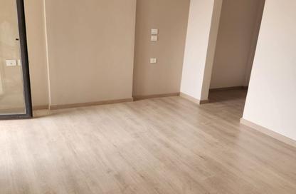Apartment - 3 - 2 for sale in The Address East - 90 Street - The 5th Settlement - New Cairo City - Cairo