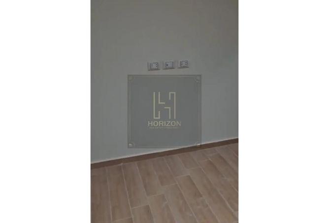 57989418 - Property Image 2