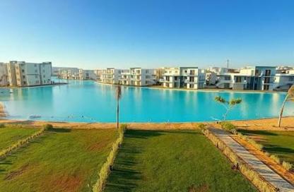 شاليه - 2 غرف نوم - 2 حمامات للبيع في فوكا باي - راس الحكمة - الساحل الشمالي شاليه - 2 غرف نوم - 2 حمامات للبيع في فوكا باي - راس الحكمة - الساحل الشمالي