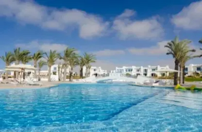 Townhouse - 4 Bedrooms - 3 Bathrooms for sale in Mountain View - Ras Al Hekma - North Coast