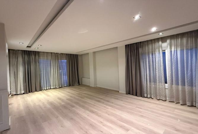 8505251 - Property Image 3