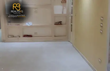 شقة - 3 غرف نوم - 2 حمامات للبيع في شارع سهل حمزه - العريش - فيصل - حي الهرم - الجيزة
