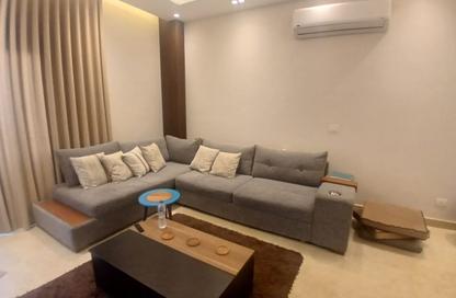 Apartment - 2 Bedrooms - 1 Bathroom for rent in Fifth Square - The 5th Settlement - New Cairo City - Cairo