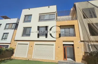 iVilla - 4 Bedrooms - 5 Bathrooms for sale in Westown - Sheikh Zayed Compounds - Sheikh Zayed City - Giza