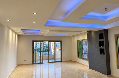 Apartment - 3 - 2 for sale in Street155 - District 4 - The 5th Settlement - New Cairo City - Cairo
