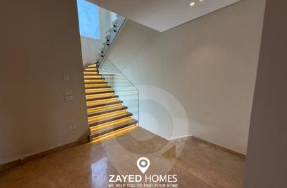 منزل مزدوج - 4 - 4 للايجار في نيو جيزة - طريق مصر اسكندرية الصحراوي - مدينة 6 أكتوبر - الجيزة