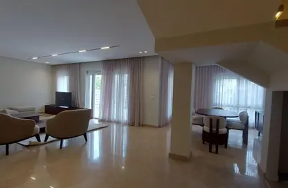 دوبلكس - 3 غرف نوم - 3 حمامات للايجار في جاردن ريزدنس - هايد بارك - مدينة القاهرة الجديدة - القاهرة