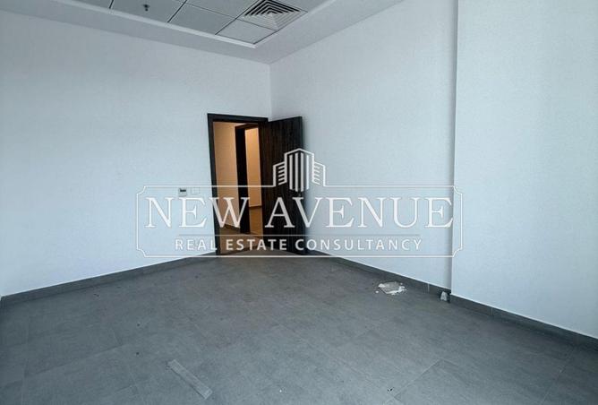 8589704 - Property Image 2