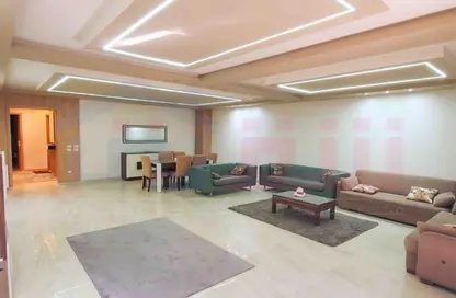 شقة - 3 غرف نوم - 3 حمامات للايجار في ستانلي - حي شرق - الاسكندرية