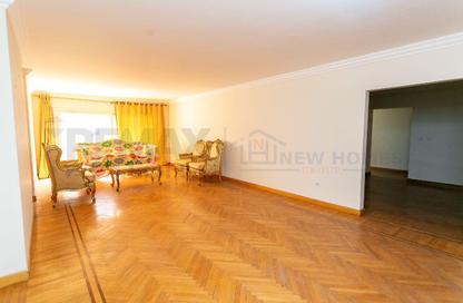 Apartment - 4 Bedrooms - 2 Bathrooms for sale in Grand View - Smouha - Hay Sharq - Alexandria Apartment - 4 Bedrooms - 2 Bathrooms for sale in Grand View - Smouha - Hay Sharq - Alexandria